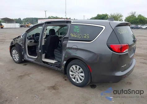 2018 Chrysler Pacifica L z USA, uszkodzony, nr VIN 2C4RC1AG1JR258020